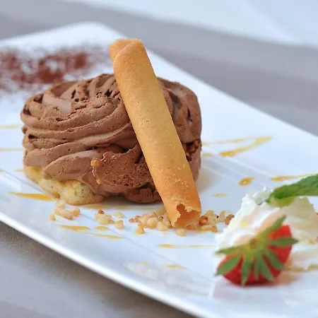 מלון Logis Restaurant Ritter'hoft 3*