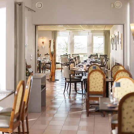 Logis Restaurant Ritter'hoft 3*