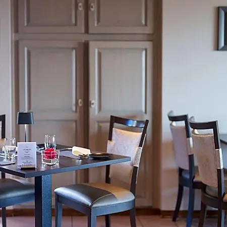ホテル Logis Restaurant Ritter'hoft 3*