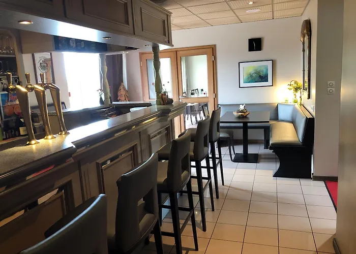 Отель Logis Restaurant Ritter'hoft 3*